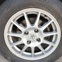 معاوضه رینگ خورشیدی با پنج پر