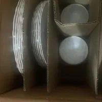 تعدادی وسایل کاملا نو به فروش میرسد