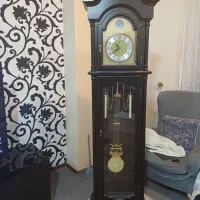 ساعت ایستاده چوبی