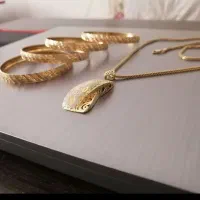 طلا در حد خیلی نو