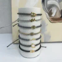 دستبند های بند ابریشمی