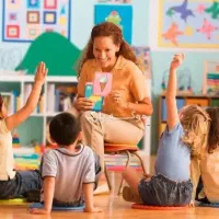 مربی خانه بازی