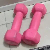 یک جفت دمبل ۲ کیلویی