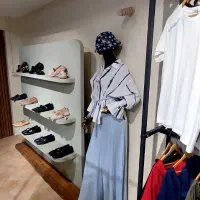واگذاری رگال و مانکن کارکرده تمیز|فروشگاه و مغازه|اصفهان, جلفا|دیوار