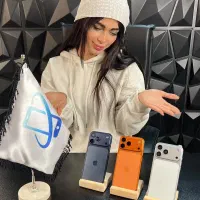 17 پــرو رنــگ سـفید نـقره ای **