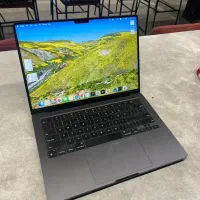 مک بوک پرو m3