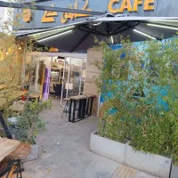 نیازمند باریستا و صبحانه زن بدون نیاز به سابقه کار