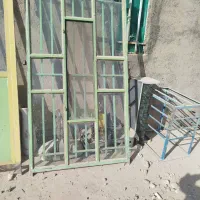 فروش پنجره ساختمان تمیز وسالم