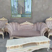 مبل و میز تلویزیون