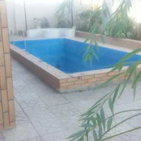 ویلا باغ ۴۰۰ متری استخردار بنا ۷۰ متر مبله