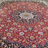 فرش قرمز