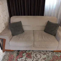 مبل راحتی ۷ نفره همراه میز جلو مبل|مبلمان خانگی و میز عسلی|مشهد, شهید بهشتی|دیوار