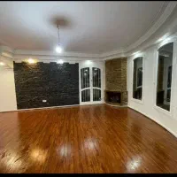 ۹۳متر تجریش *فوق شیک و فول نوسازی و نور عالی*