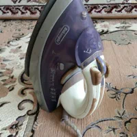 اتو برقی دلونگی 2400 وات کار کرده سالم