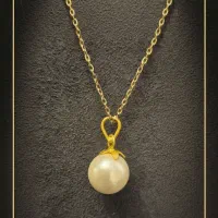 آویز مروارید و طلا