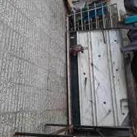 درب حیلط بزرگ ماشین رو