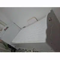 تخت نوزاد شرکت اپادانا همراه با تشک