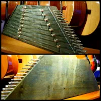 سنتور دست‌ساز اصیل گارانتی‌دار|سازهای سنتی|شیراز, قدوسی غربی|دیوار