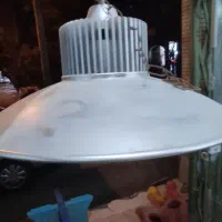 تعدادی لوستر