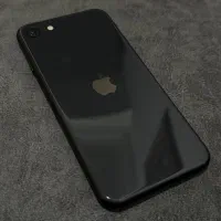آیفون se 2020