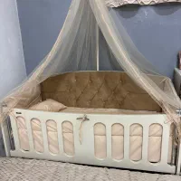 تخت کنار مادر نو نو بدون استفاده