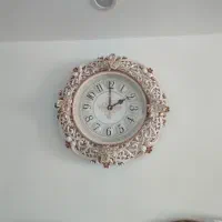 ساعت دیواری کلاسیک سالم نو فقط ۸۵۰