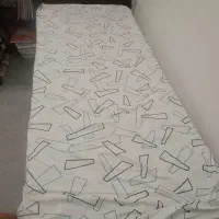 تخت خواب یک نفره (با تشک و رو تختی)