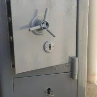 گاوصندوق دو طبقه