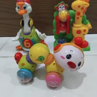 اسباب بازی موزیکال مارک هولی تویز خارجی توپ وزرافه