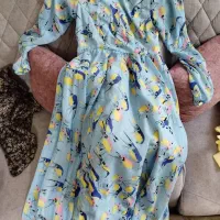 تعدادی لباس محلی|لباس|قم, نیروگاه|دیوار