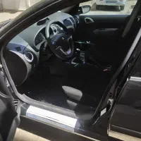 رانا مدل ۴۰۲ عروسک استثنایی