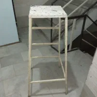 چهار پایه فلزی سبک