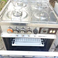 اجاق گاز چهارشعله فرداروجوجه سرخکن دار اریستون