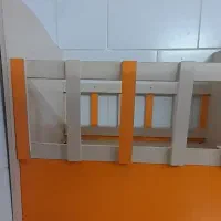 تخت نوزاد