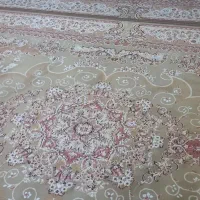 مبل هفت نفره و میز ناهارخوری چهار نفره و فرش|فرش|رشت, معلولین|دیوار