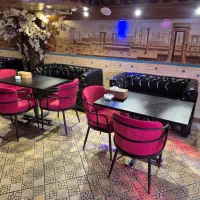 برای رستوران و کافه از چه میز صندلی استفاده میکتید