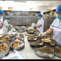 کارمند ساده