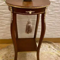 میز تلفن در حد نو