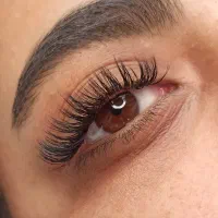 اکستنشن مژه با تخفیف ویژه|خدمات آرایشگری و زیبایی|مشهد, الهیه|دیوار