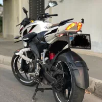 Ns 200 ان اس