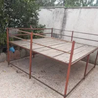 تخت آهنی وچوبش نرات|تخت و سرویس خواب|کومله, |دیوار