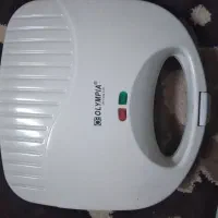 ساندویچ ساز و اتو