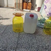 تعدادی دبه ده و بیست لیتری جنس ضخیم مواد نو|ظروف نگهدارنده، پلاستیکی، یک‌بارمصرف|شیراز, شهرک مطهری|دیوار