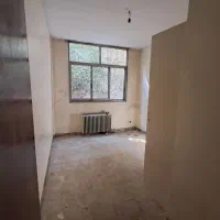 میدان 200متر بنای دربستی مستقل در دو طبقه