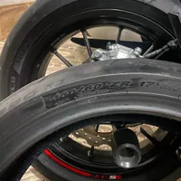 لاستیک PIRELLI بنلی 300|قطعات یدکی و لوازم جانبی|رشت, عینک|دیوار