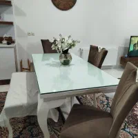 میز نهارخوری
