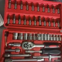 اچار بکس چهل تیکه و دریل شارژی ۲۰ آکبند