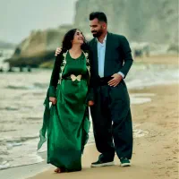 خدمات عکاسی و فیلم برداری استودیو سیاه و سفید