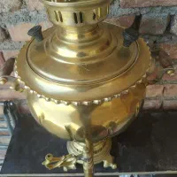 سماور هفت لیتری چهار کیلو هست سالم تو عکس معلومه