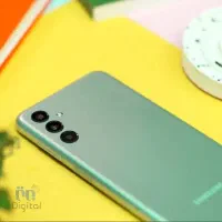 M13حافظه ۶۴ رام ۴ آک آک